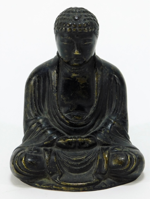 Appraisal: CHINESE QING DYNASTY MINIATURE BRONZE BUDDHA China Qing dynastyBuddha seated