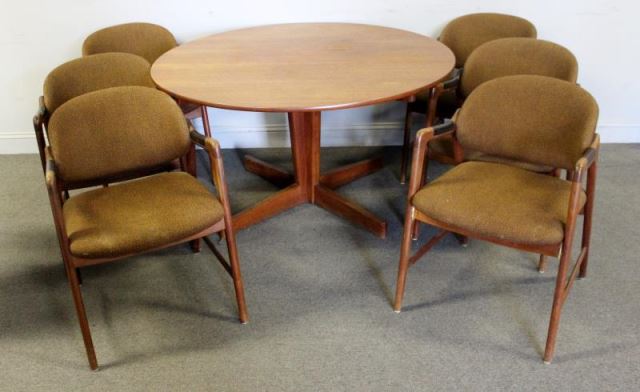 Appraisal: Midcentury Westnofa Dining Set with Chairs Table unmarked with leaves