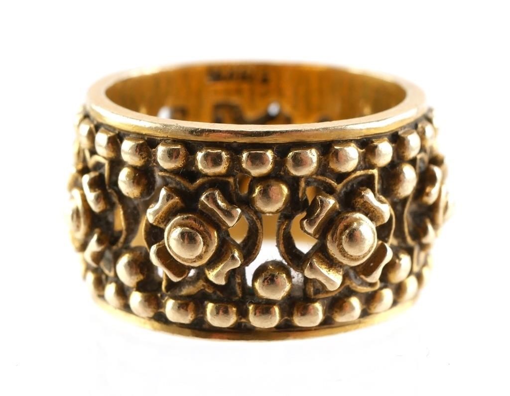 Appraisal: Vintage K yellow gold ring Raised beaded design Band stamped