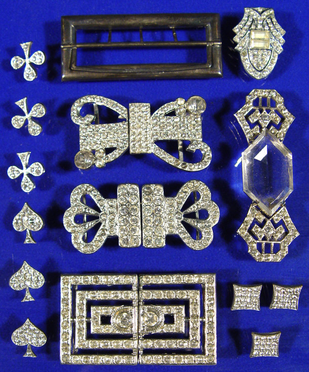 Appraisal: Assorted paste jewellery