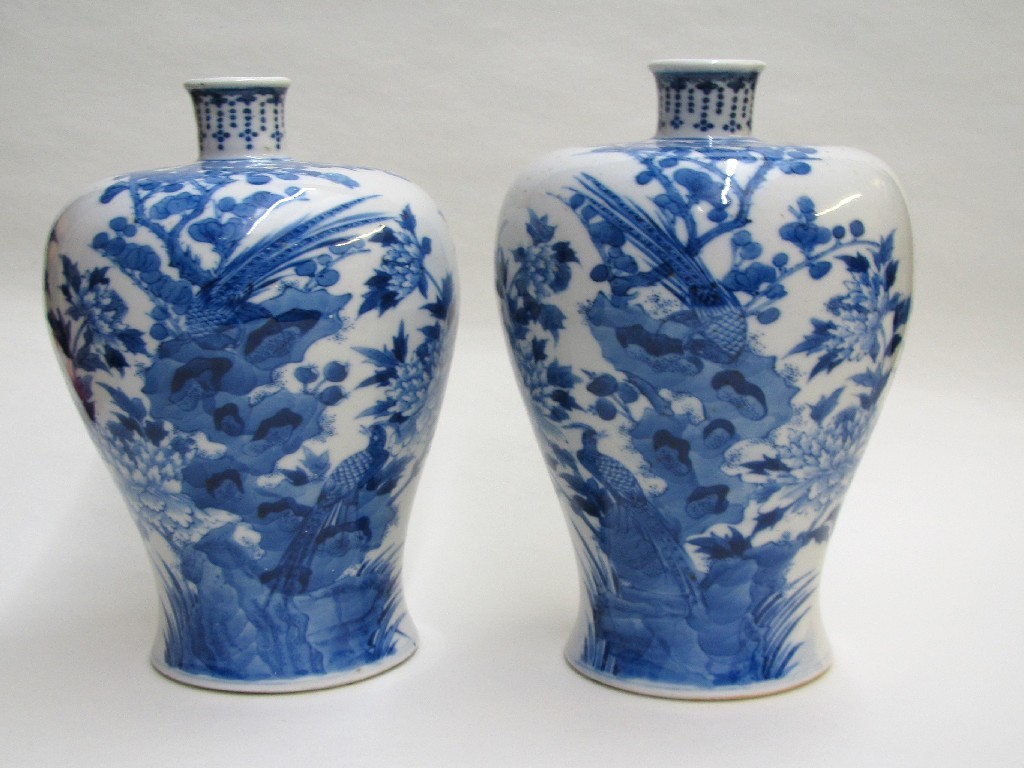 Appraisal: A pair of Chinese blue and white Meiping vases each