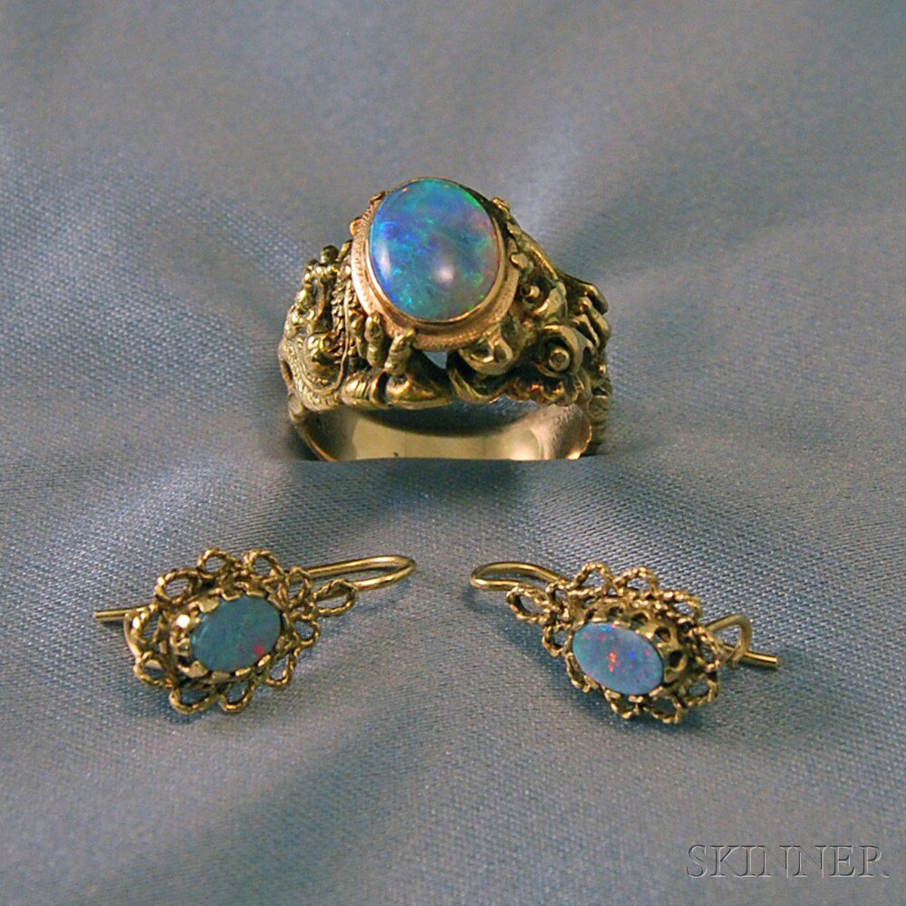 Appraisal: Two kt Gold and Opal Jewelry Items a pair of