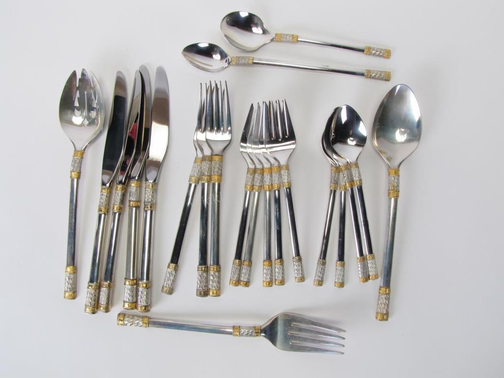 Appraisal: Wallace 'Golden Aegean Weave' Sterling Flatware pieces total including salad