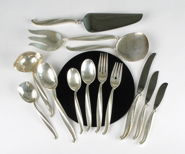 Appraisal: INTERNATIONAL STERLING SILVER FLATWARE SET pieces in the Swan Lake