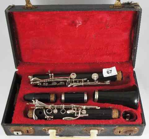 Appraisal: Regent London Clarinet Made Boosey and Hawkes with Spare Reeds