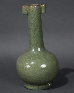 Appraisal: Chinese Celadon Arrow Vase Chinese ceramic arrow vase overall with