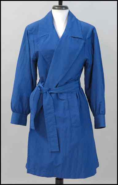 Appraisal: YVES SAINT LAURENT NYLON TRENCH COAT With belt Size Condition