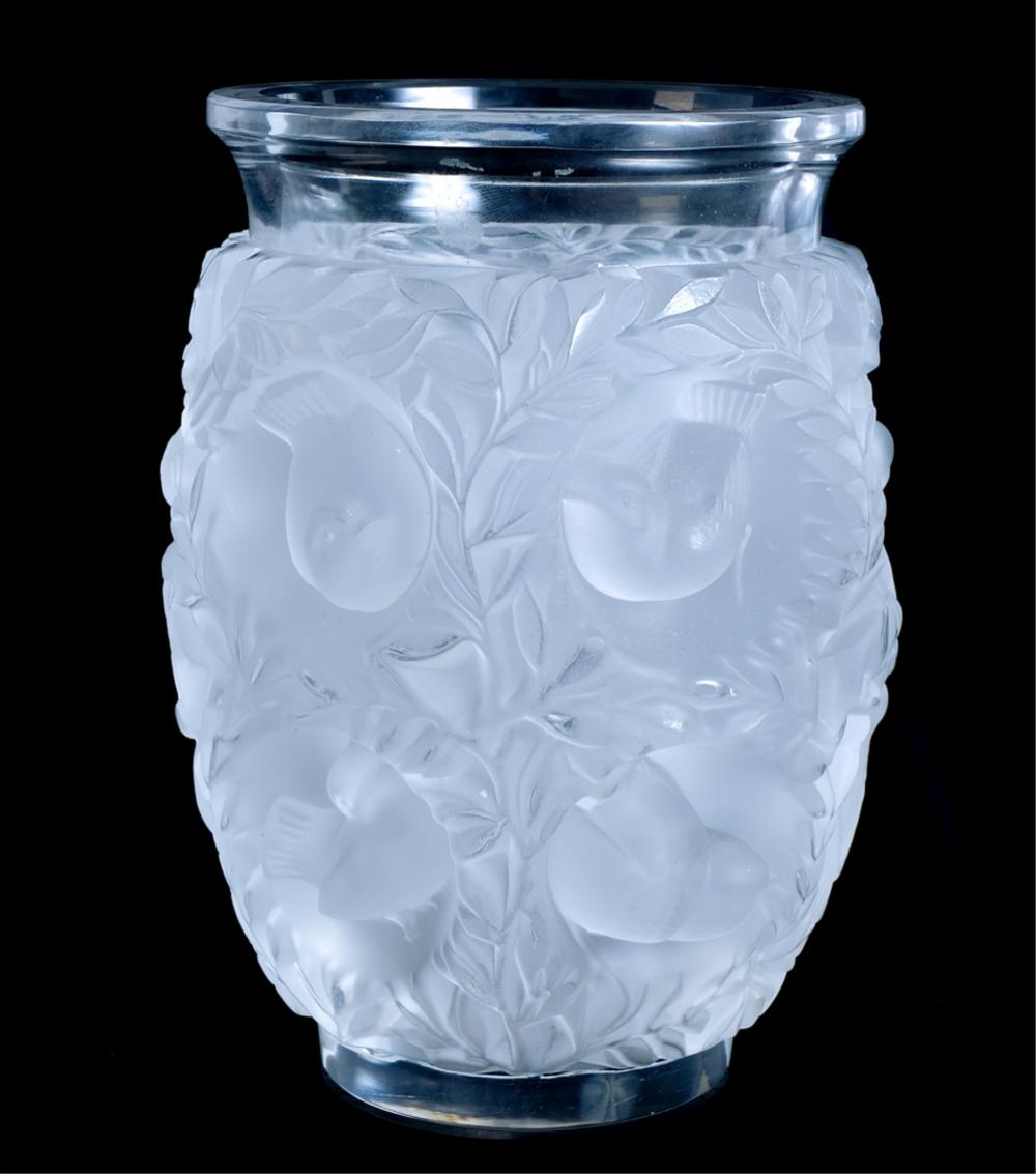 Appraisal: LALIQUE CRYSTAL BAGATELLE BIRD VASE Lalique crystal Bagatelle bird vase