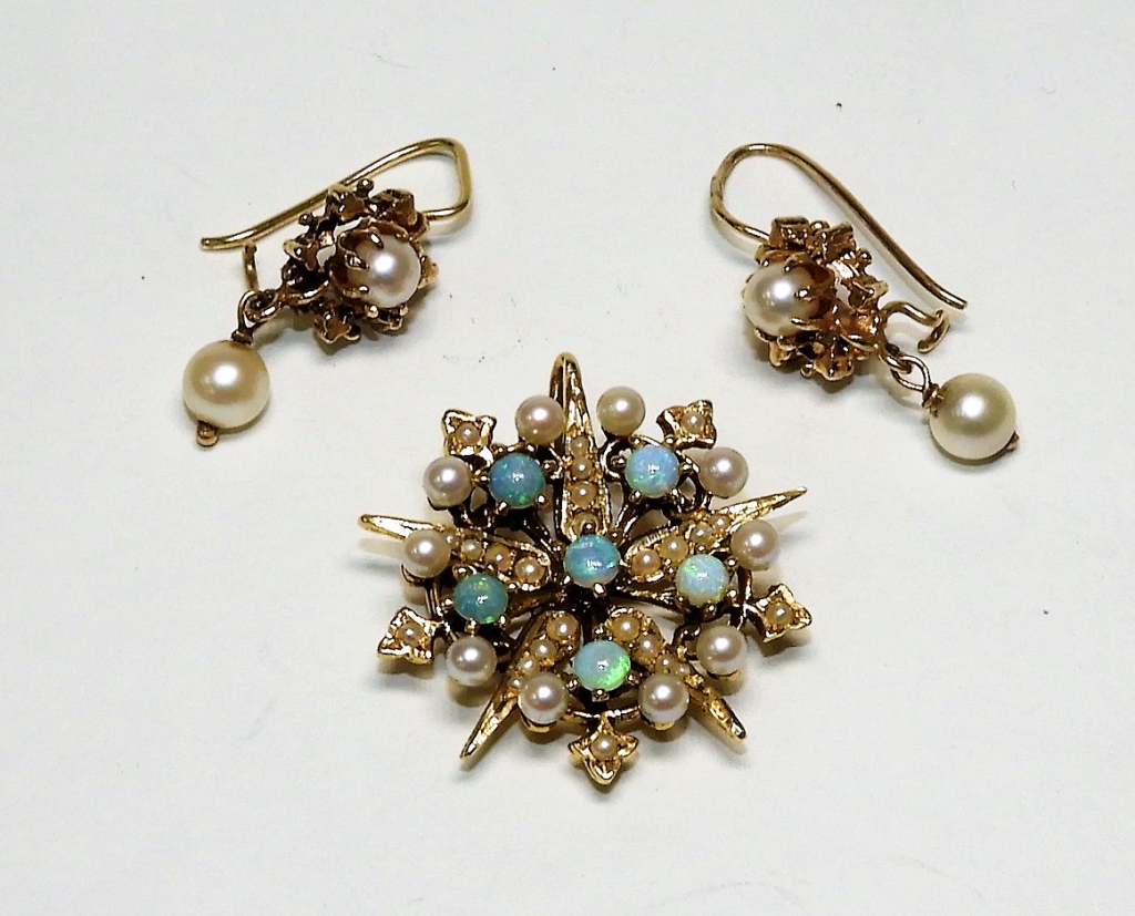 Appraisal: K GOLD PEARL OPAL STAR BROOCH EARRINGS Early th CenturyThree