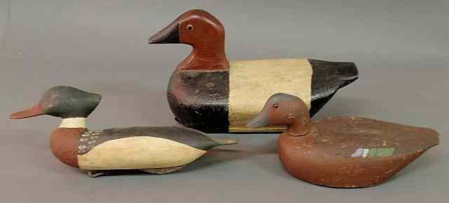 Appraisal: Three carved duck decoys largest l