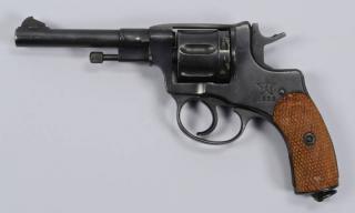 Appraisal: Russian Nagant Revolver Russian Nagant M Revolver mm serial Double