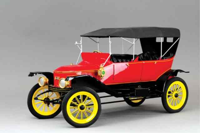 Appraisal: STANLEY STEAMER CONTEMPORARY MODEL Made by Gene Scala great detail