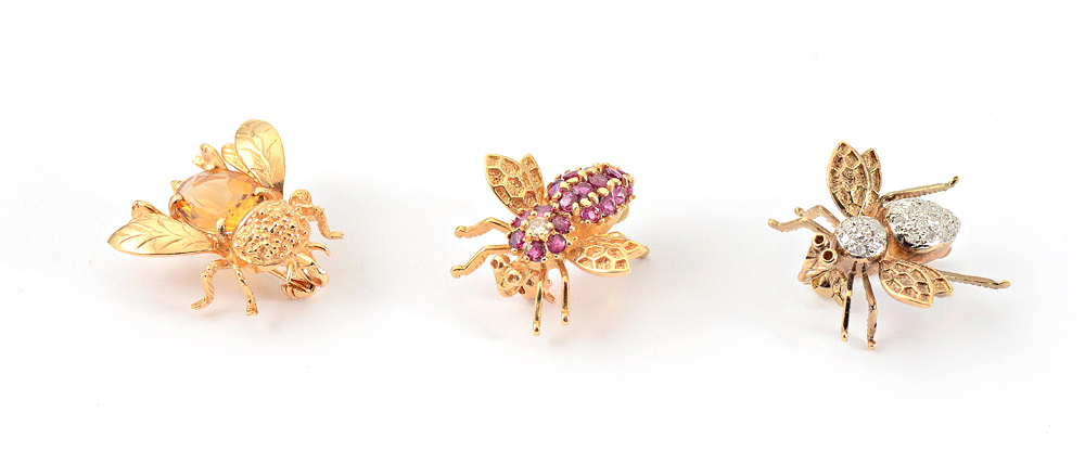 Appraisal: GOLD BUMBLE BEE FIGURAL PINS Three K yellow gold bee