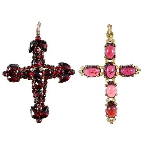 Appraisal: A garnet cross th c in gold mm g and