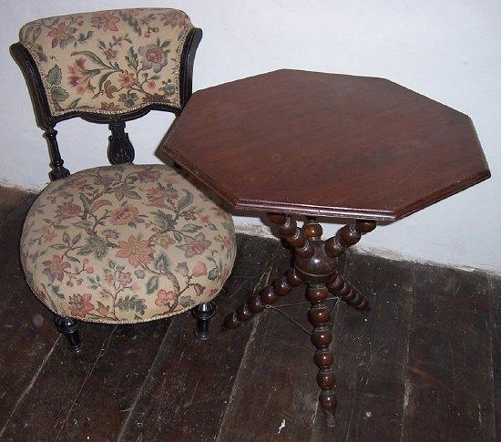 Appraisal: A Victorian octagonal side table raised on ball turned tripod