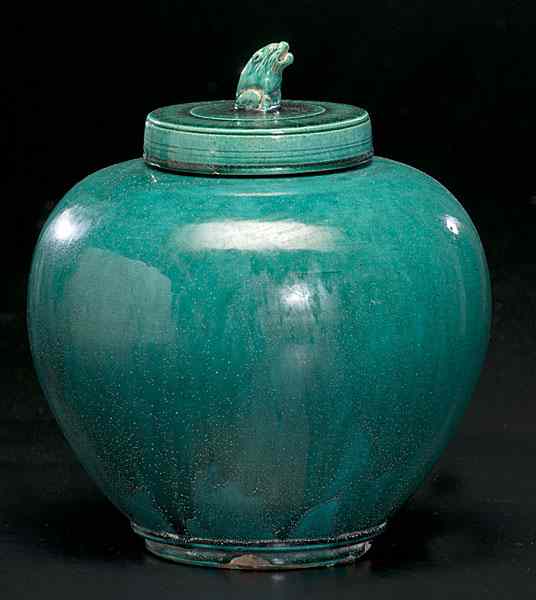 Appraisal: Chinese Green Glazed Ginger Jar Chinese a bulbous form covered