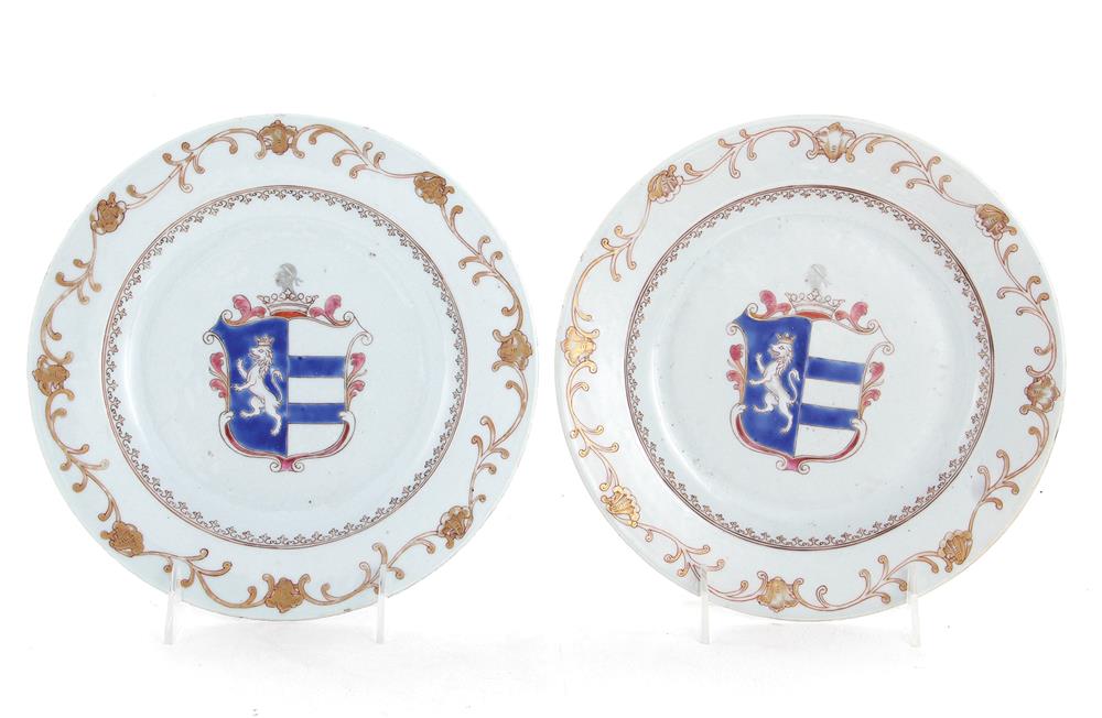 Appraisal: Pair Chinese armorial porcelain plates Qianlong circa gilt leaf and