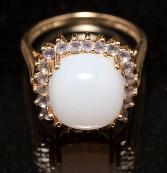 Appraisal: Lady's K yellow gold and lavender gemstone cabochon cocktail ring