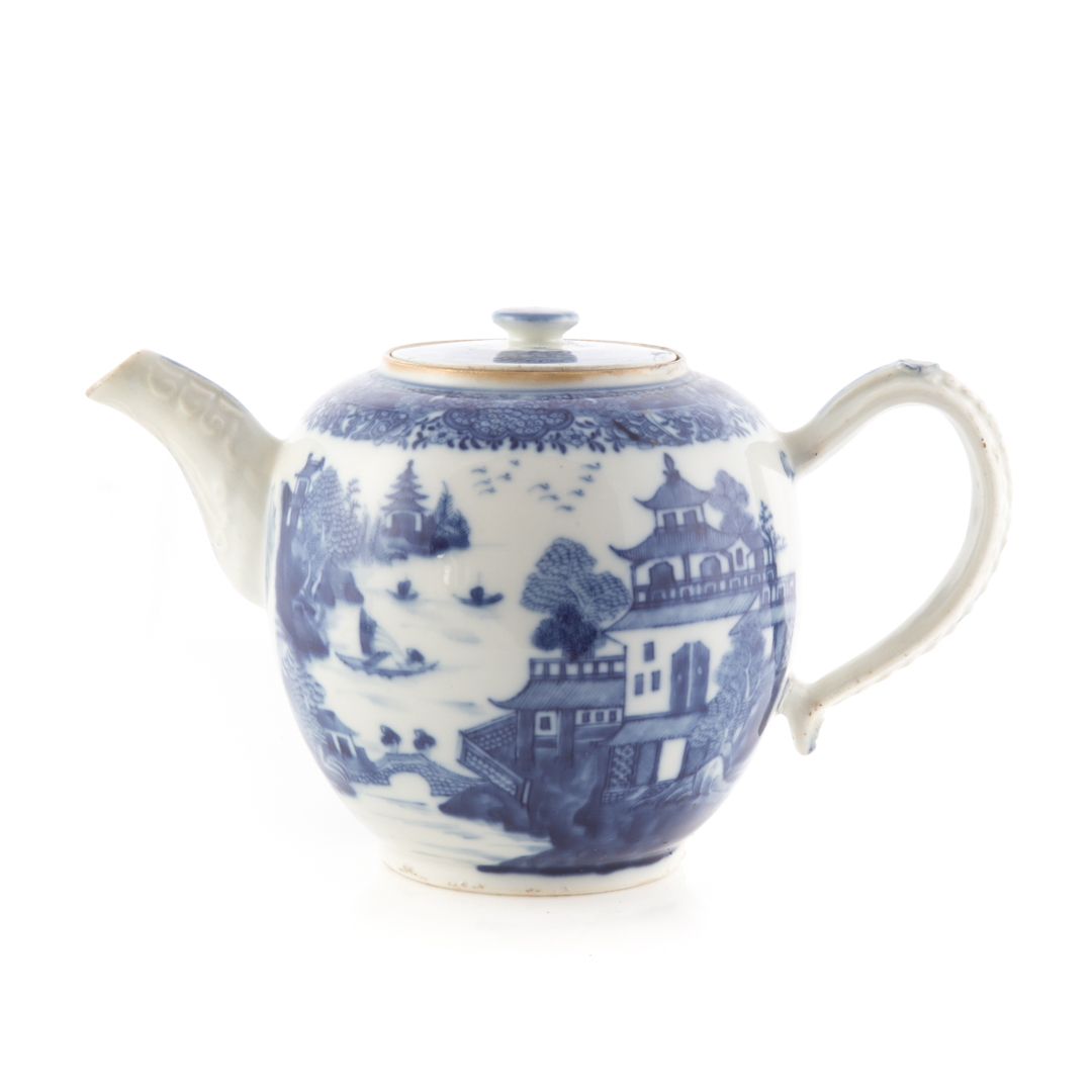 Appraisal: Chinese Export blue and white globular teapot circa with Fitzhugh