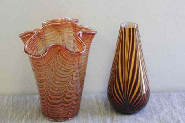 Appraisal: Art Glass Vase Lot Lot includes art glass vase and