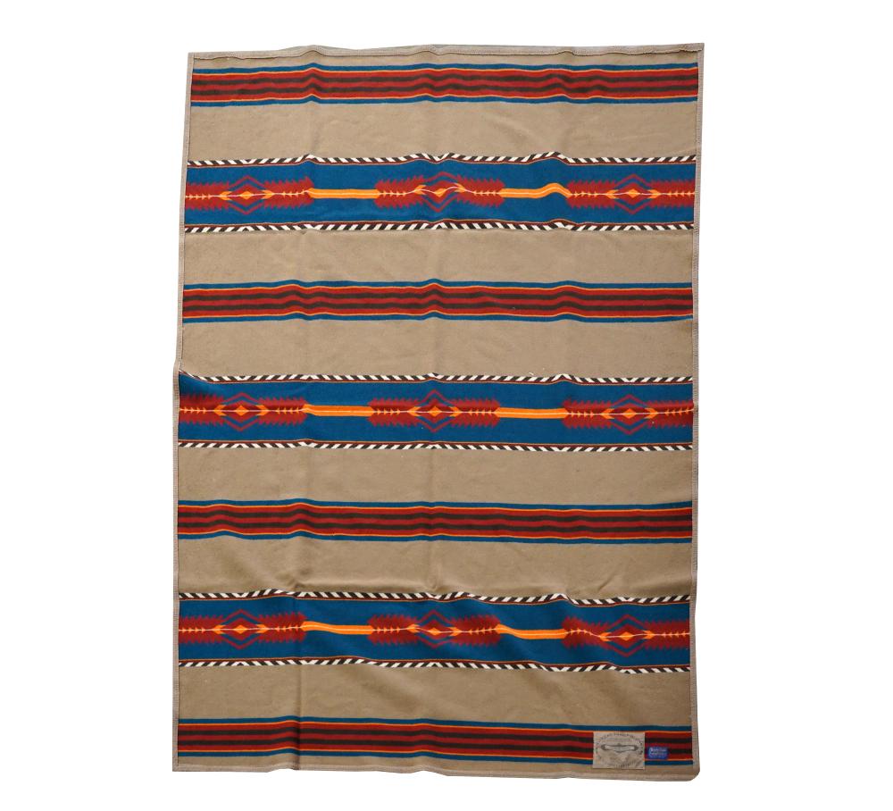 Appraisal: PENDLETON DEWEY TRADING CO WOOL BLANKETwith Beaver State Pendleton Woolen