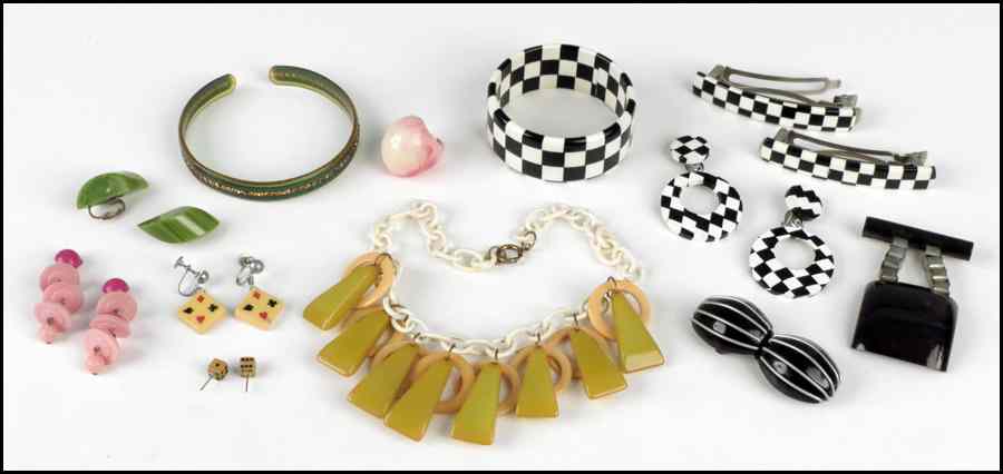 Appraisal: GROUP OF BAKELITE AND PLASTIC JEWELRY Including a necklace hairclips