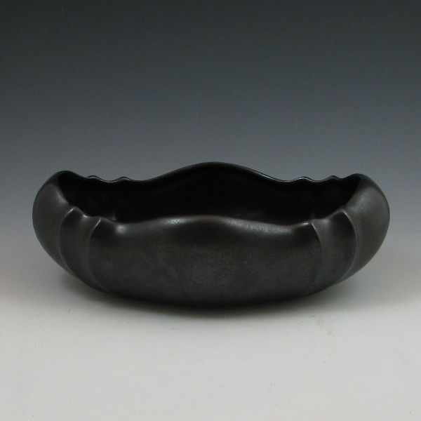 Appraisal: Muncie bowl in gunmetal black Marked MUNCIE Mint '' long