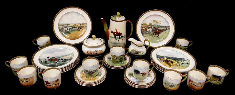 Appraisal: W T Copeland Sons china set thirty pieces all depicting