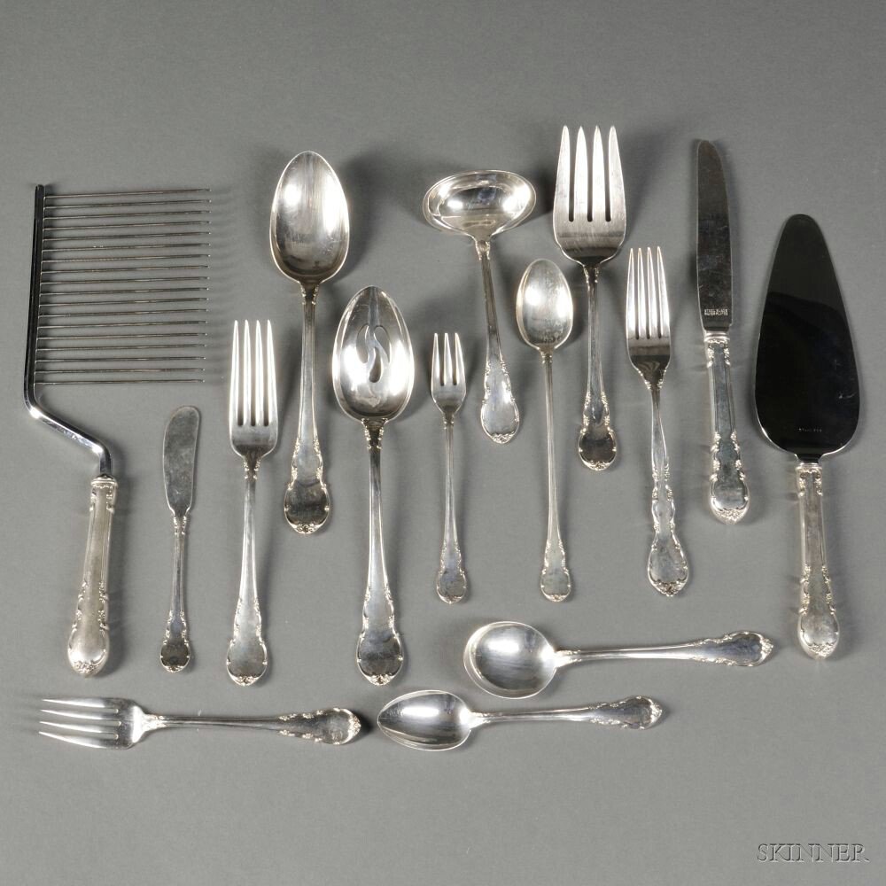 Appraisal: Lunt Modern Victorian Pattern Sterling Silver Flatware Service Greenfield Massachusetts