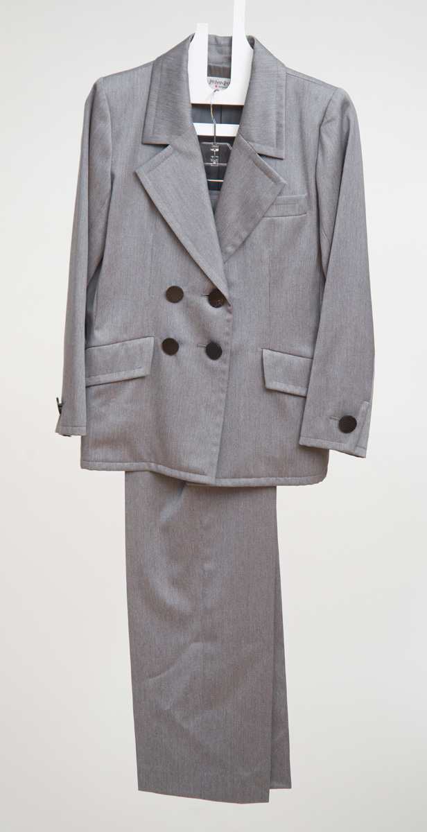 Appraisal: YVES SAINT LAURENT TWO-PIECE GREY PANT SUIT Jacket size no