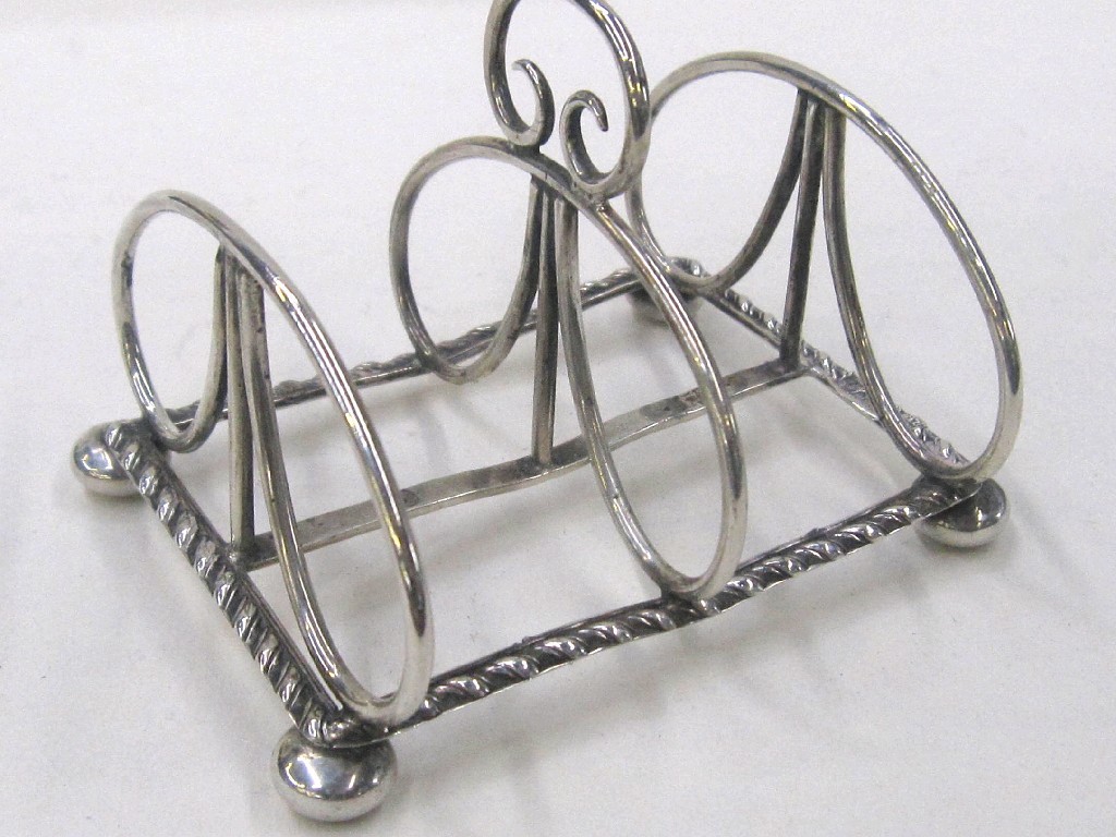 Appraisal: Silver toastrack Chester marks