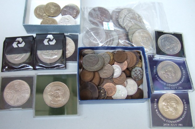 Appraisal: A group of coins including a Silver Jubilee crown twenty