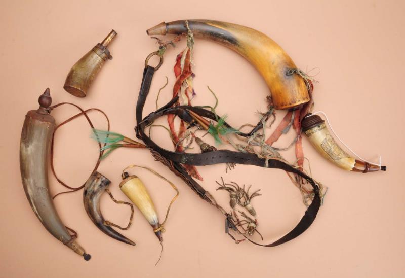 Appraisal: Lot of Powder Horns This collection ranges in size from