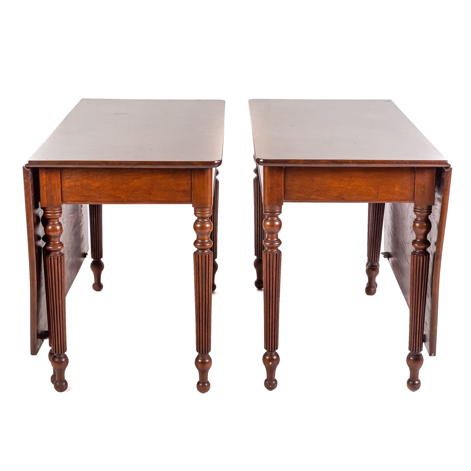 Appraisal: FEDERAL MAHOGANY DROP LEAF DINING TABLE Maryland circa turned reeded