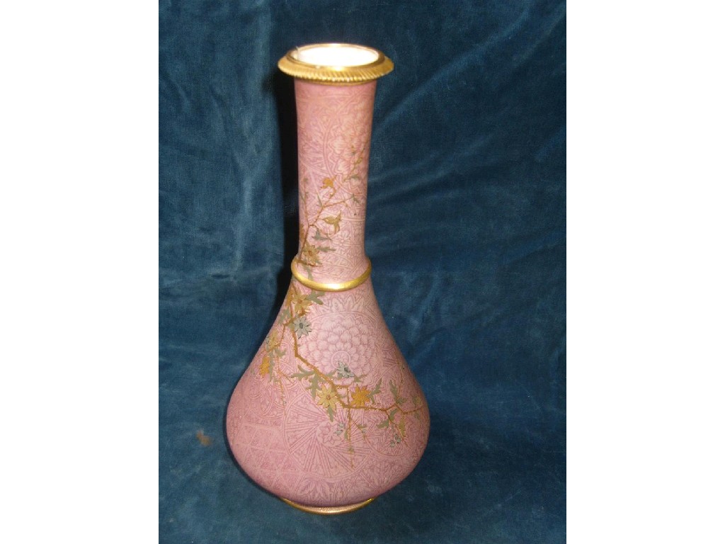 Appraisal: A Worcester vase of trumpet form with drawn neck with