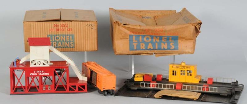 Appraisal: Lot of Lionel Train Accessories in OB Description Post-war Includes