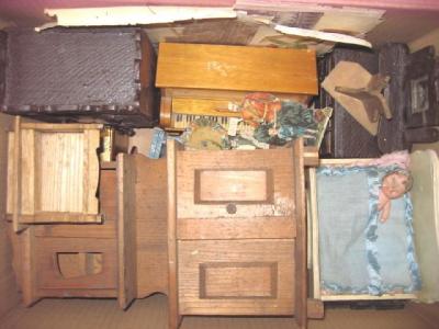 Appraisal: A large quantity of dolls house furniture early to mid