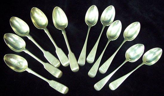 Appraisal: A set of six Old English pattern teaspoons monogrammed H