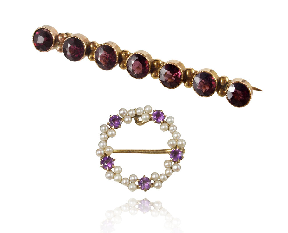 Appraisal: VICTORIAN PINS Diminutive K yellow gold seed pearl and amethyst