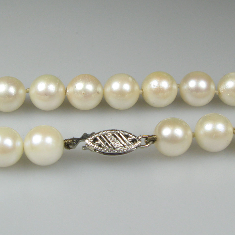 Appraisal: Single Strand Cultured Pearl Necklace mm to mm with a