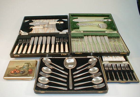 Appraisal: Various cased sets of electroplate cutlery