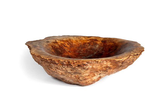 Appraisal: A CONTEMPORARY TURNED BURR WOOD BOWL with rough burr surface