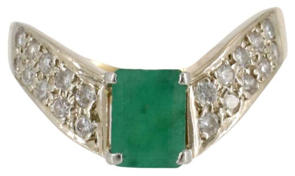 Appraisal: Estate kt yellow gold ring emerald cut emerald approx ct