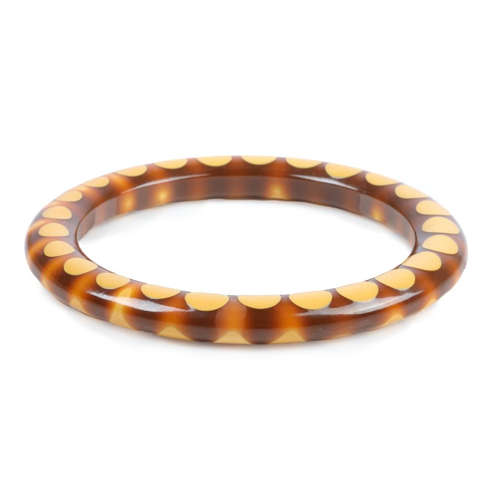 Appraisal: BAKELITE BROWN AND BUTTERSCOTCH DOT BANGLE BRACELET INNER DIAM WBakelite