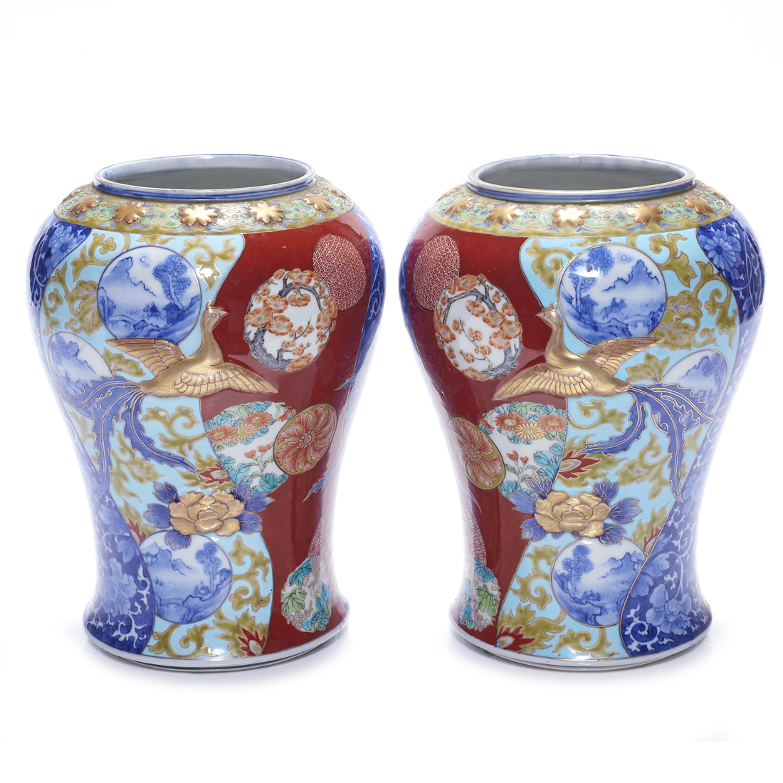 Appraisal: PAIR OF JAPANESE IMARI VASES Pair of Japanese Imari vases