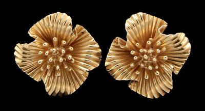 Appraisal: Tiffany amp Co kt gold earrings floral form with clip