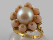 Appraisal: A yellow metal tests carat gold cultured pearl and coral