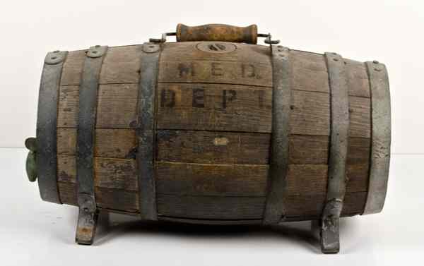 Appraisal: US Civil War Ambulance Water Cask This cask measures ''