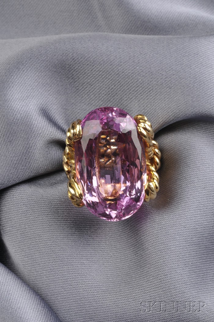 Appraisal: kt Gold and Pink Topaz Ring the ropetwist mount set