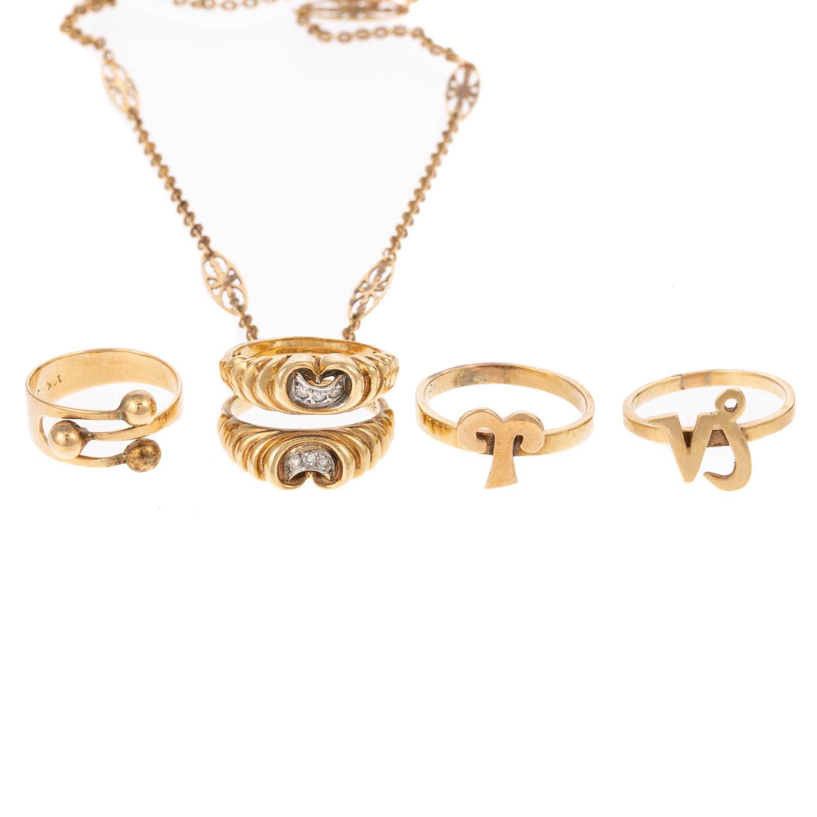 Appraisal: A COLLECTION OF FIVE RINGS CHAIN IN K K yellow